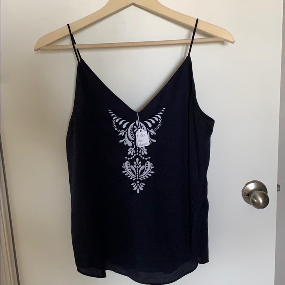 Sleeveless blouse